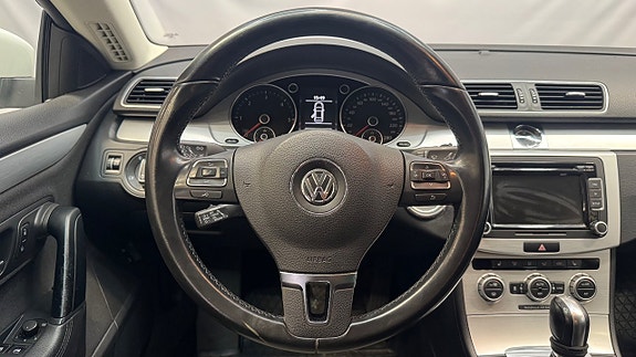 Volkswagen CC 13 of 19