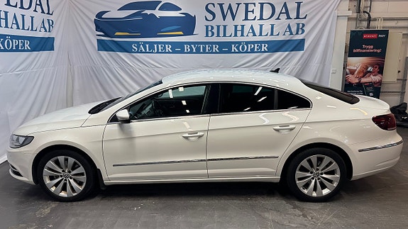Volkswagen CC 4 of 5
