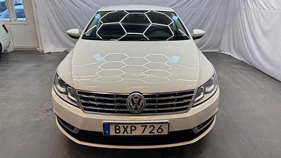 Volkswagen CC 2 of 5