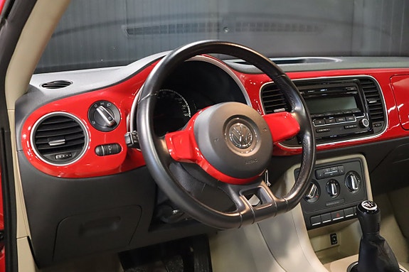 Volkswagen Beetle 5 of 19