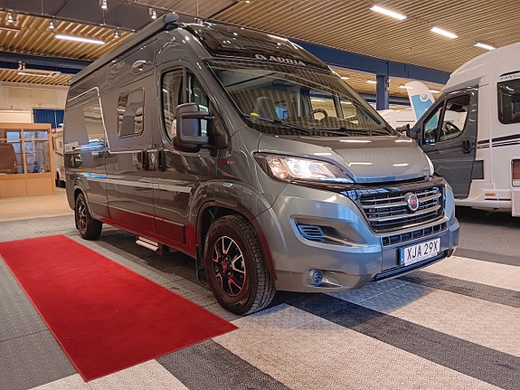 Adria Twin Supreme 600 SPB FÖRSTA KLIPPET