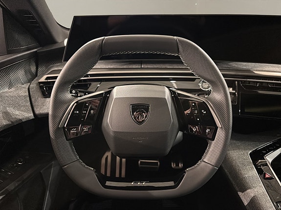Peugeot 3008 10 of 16
