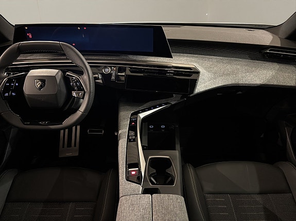 Peugeot 3008 13 of 16