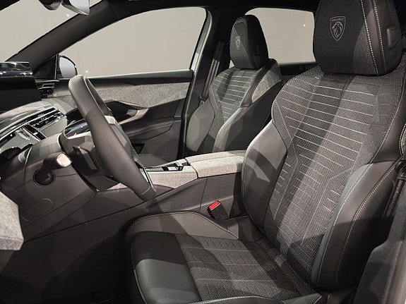 Peugeot 3008 9 of 16