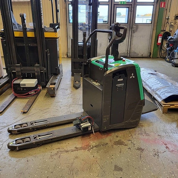 Mitsubishi PBV20N3 Låglyftare 2000 kg HYR/KÖP