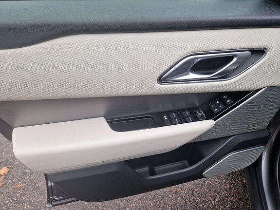 Land Rover Range Rover 14 of 18