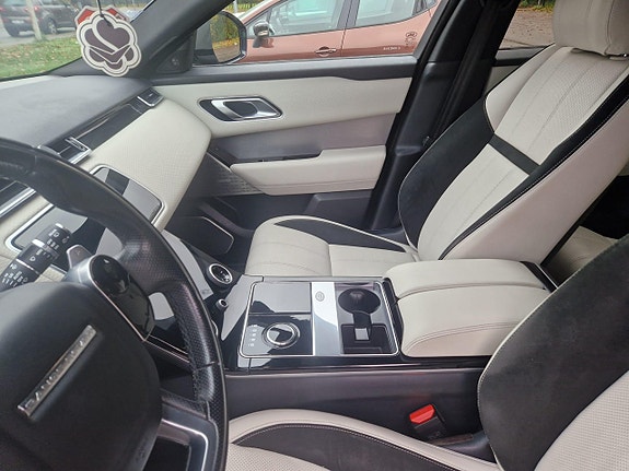 Land Rover Range Rover 11 of 18