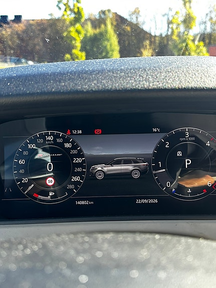 Land Rover Range Rover 5 of 18