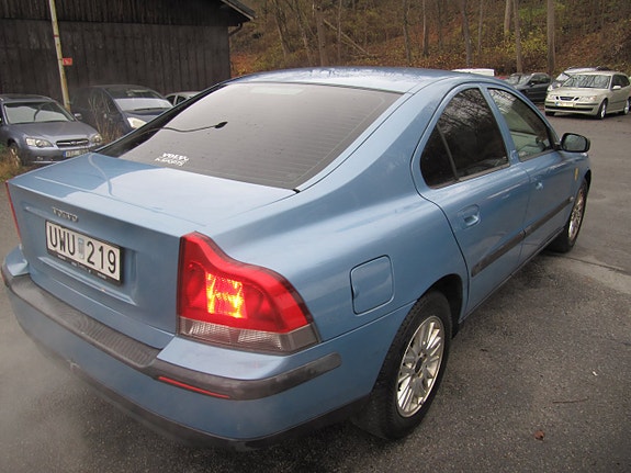 Volvo S60 5 of 5