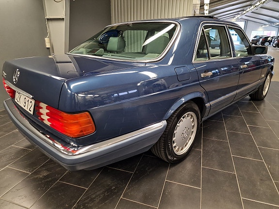 Mercedes-Benz S420 9 of 11