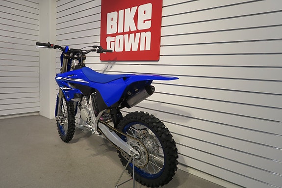 Yamaha YZ 125 Nu i butik! 2 of 5