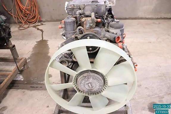 Mercedes-Benz ATEGO 4 of 4