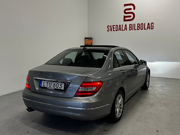 Mercedes-Benz C220 6 of 15