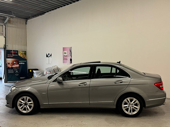 Mercedes-Benz C220 7 of 15