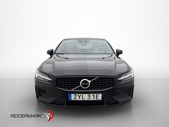 Volvo S60 2 of 5