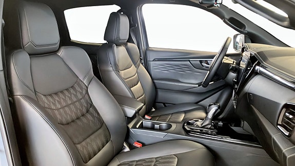 Isuzu D-max 12 of 16