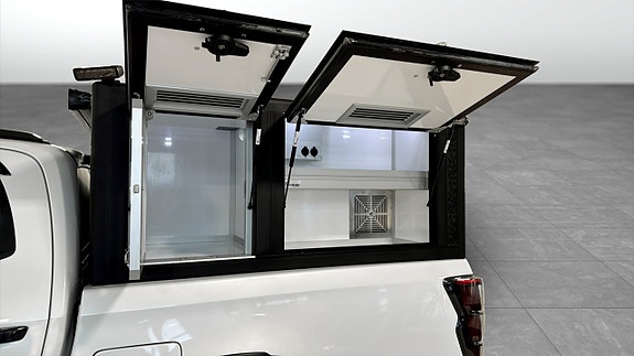 Isuzu D-max 4 of 14