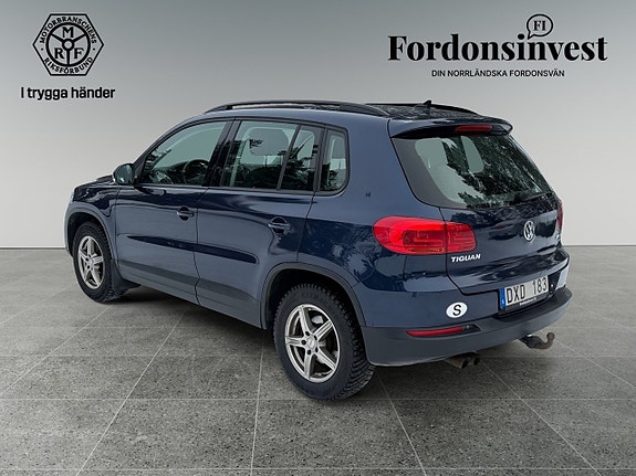 Volkswagen Tiguan 4 of 5