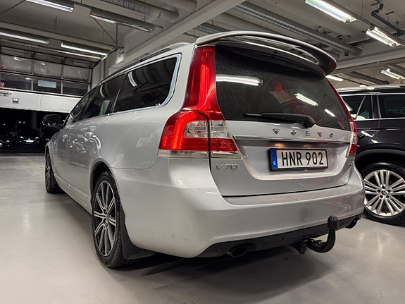 Volvo V70 9 of 15