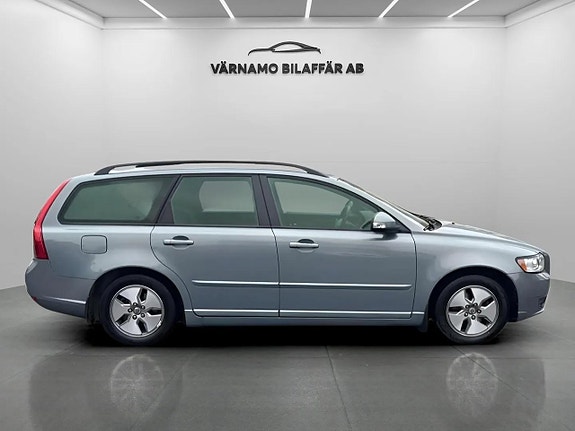 Volvo V50 5 of 21