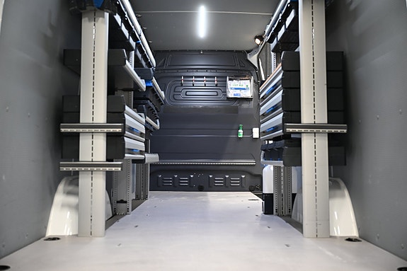 Mercedes-Benz Sprinter 319 16 of 30