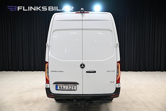 Mercedes-Benz Sprinter 319 8 of 30