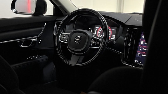 Volvo V90 12 of 19
