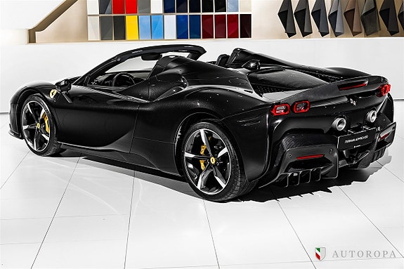 Ferrari SF90 Spider 4 of 5