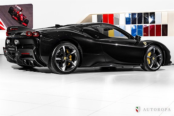 Ferrari SF90 Spider 3 of 5