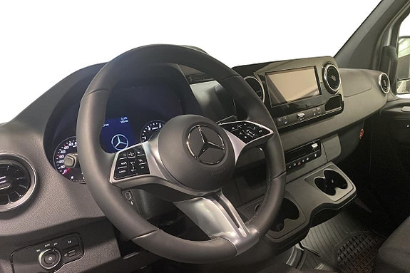 Mercedes-Benz Sprinter 317 11 of 17