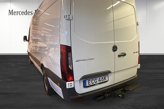 Mercedes-Benz Sprinter 317 4 of 17