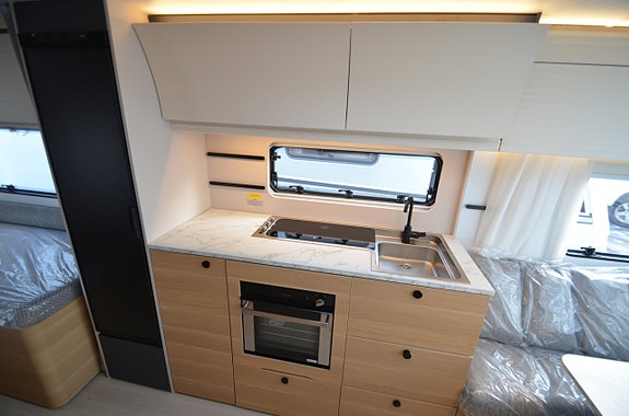 Adria ADORA 663 UT 4 of 14