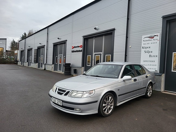 Saab 9-5 6 of 18