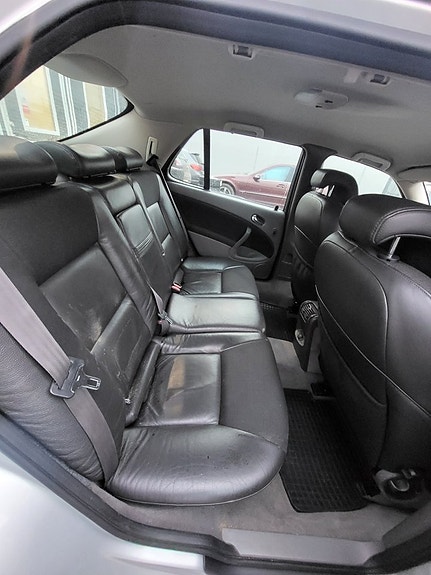 Saab 9-5 15 of 18