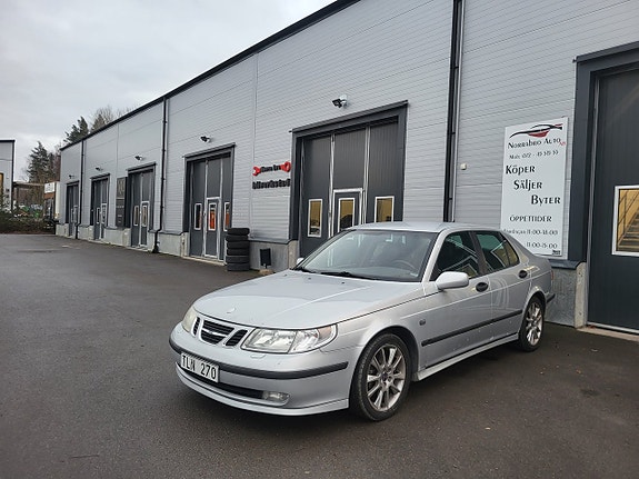 Saab 9-5 7 of 18