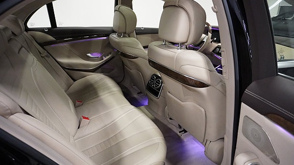 Mercedes-Benz S500 10 of 26