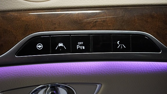 Mercedes-Benz S500 15 of 26