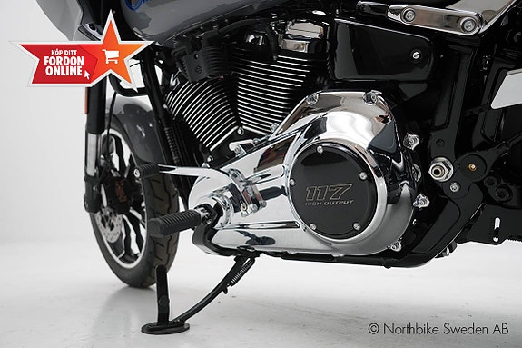 Harley-Davidson Lowrider ST 16 of 23