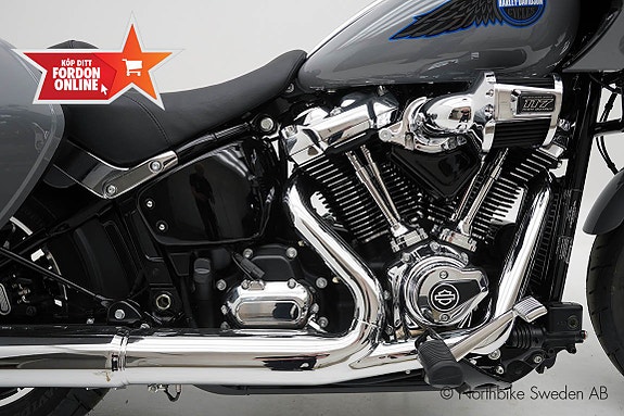 Harley-Davidson Lowrider ST 9 of 23