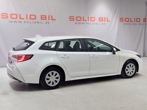 Toyota Corolla 3 of 15