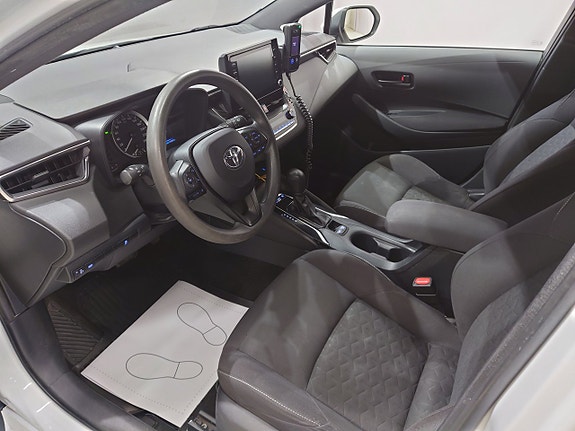 Toyota Corolla 7 of 15