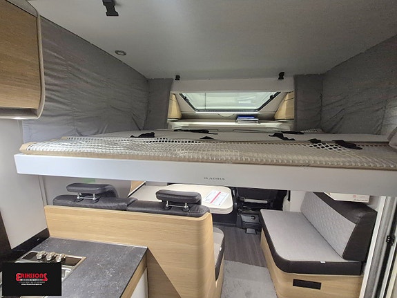 Adria Matrix 670 SC ALDE QUEENBED 10 of 16