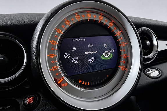MINI Cooper 16 of 25