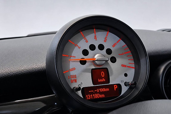 MINI Cooper 12 of 25