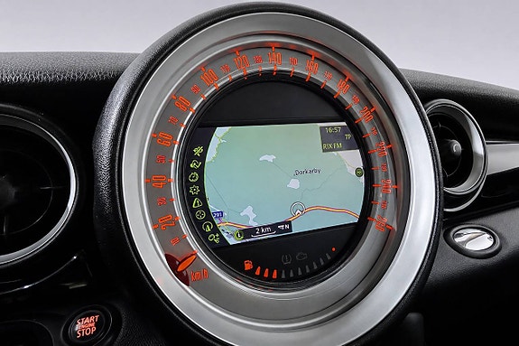 MINI Cooper 15 of 25
