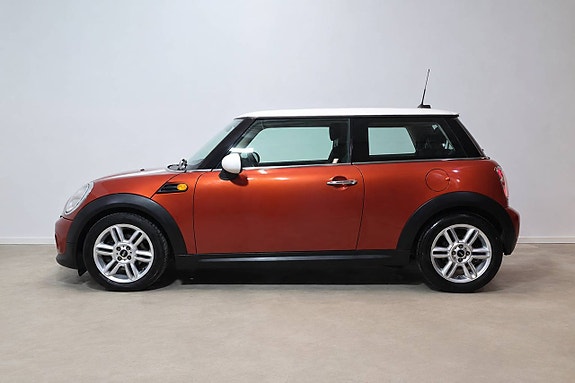 MINI Cooper 4 of 5