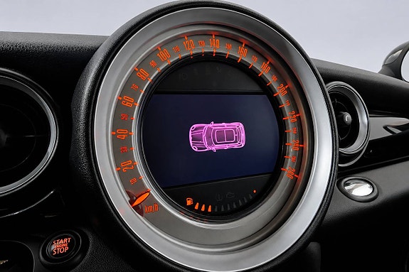 MINI Cooper 17 of 25