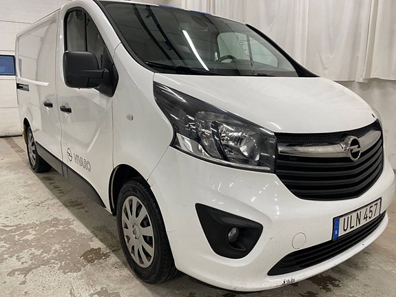 Opel Vivaro 2 of 5
