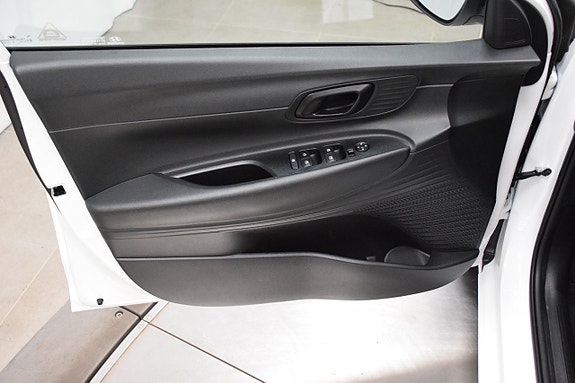 Hyundai i20 16 of 18