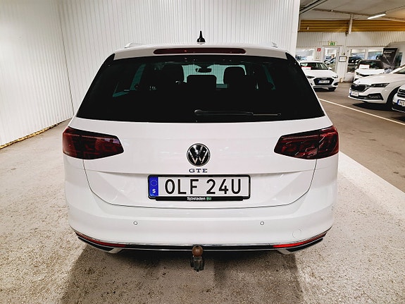 Volkswagen Passat 4 of 5